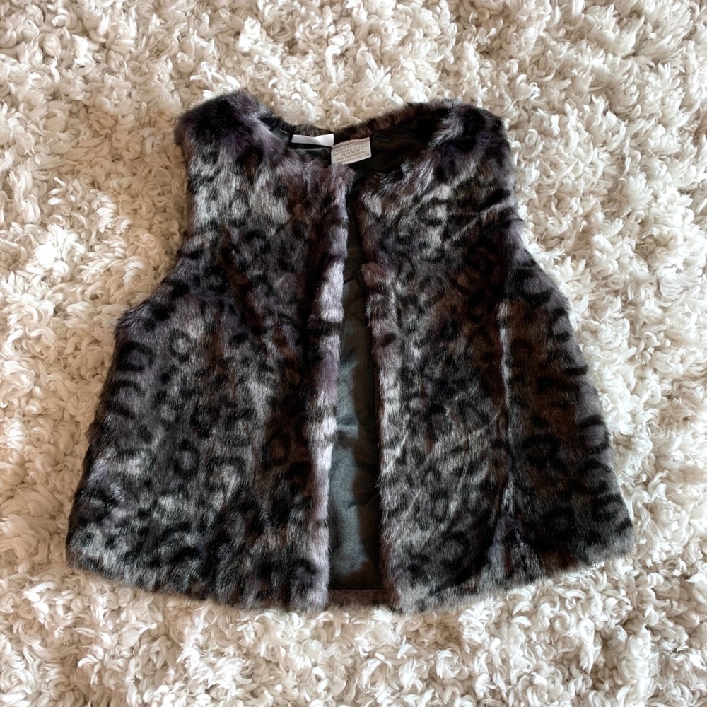 Kardashian kids toddler fur vest size 3